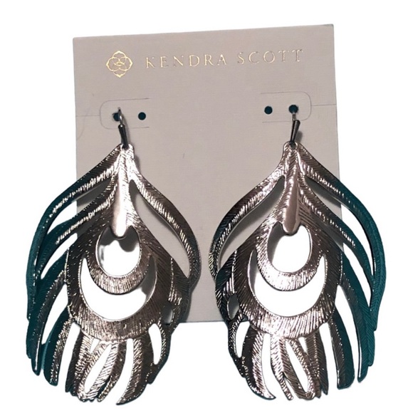 Kendra Scott Earrings - Picture 2 of 6